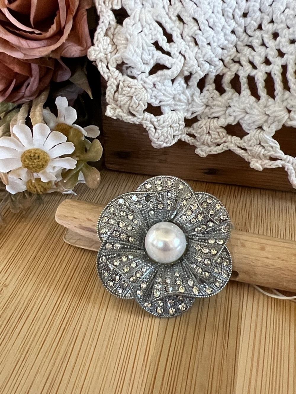 2012 Faux Pearl & Rhinestone Floral Brooch Sample Piece